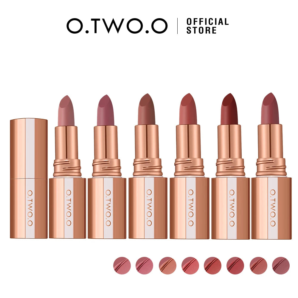 O.TWO.O MISTY KISS LOCK COLOUR MATTE LIPSTICK