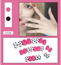 O.TWO.O STICK ON NAILS