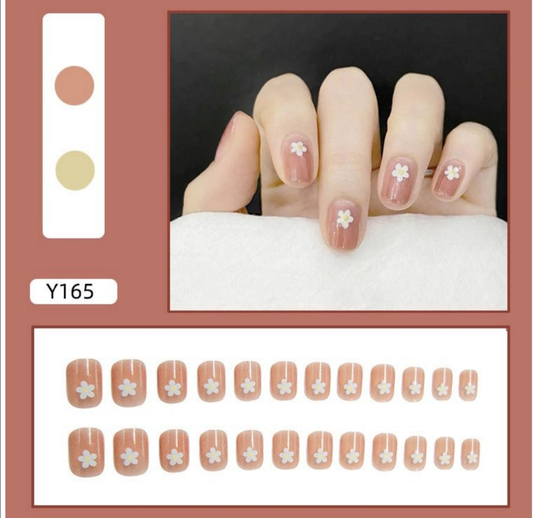 O.TWO.O STICK ON NAILS