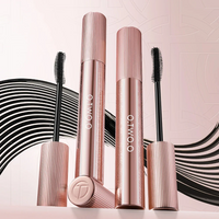 O.TWO.O HAUTE VOLUMIZING HYPER CURL MASCARA