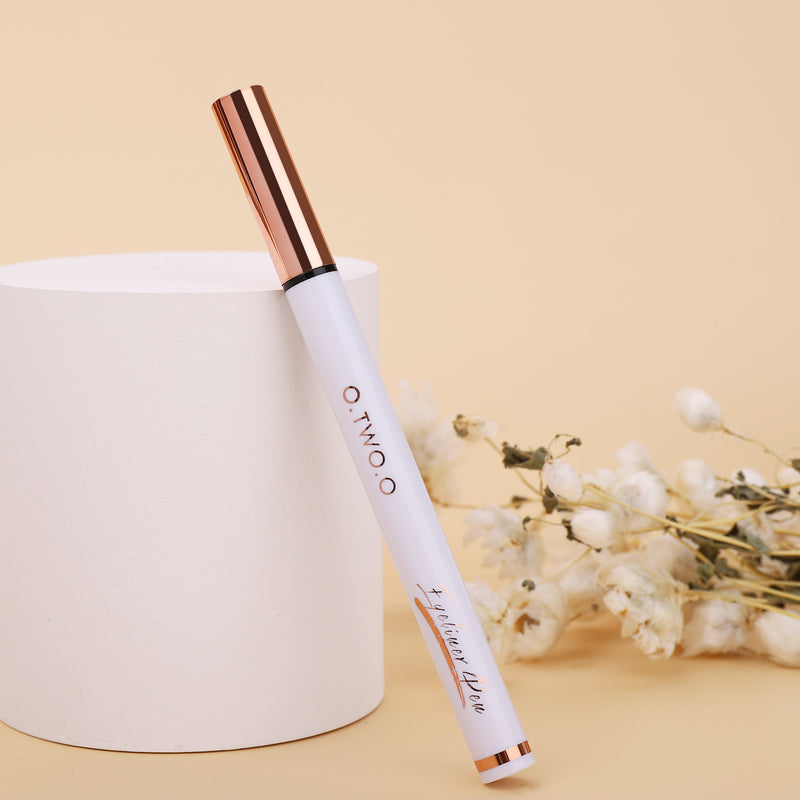 O.TWO.O DELICATE WATERPROOF EYELINER