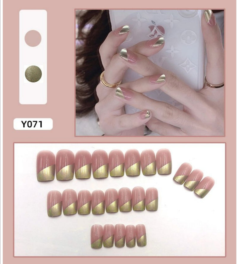 O.TWO.O STICK ON NAILS