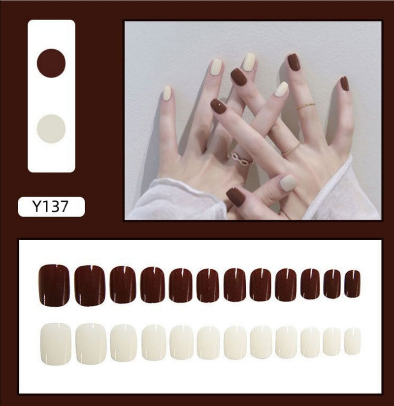 O.TWO.O STICK ON NAILS