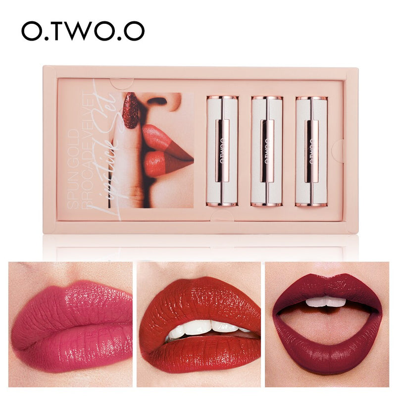 O.TWO.O SPUN GOLD BROCADE LIPSTICK SET